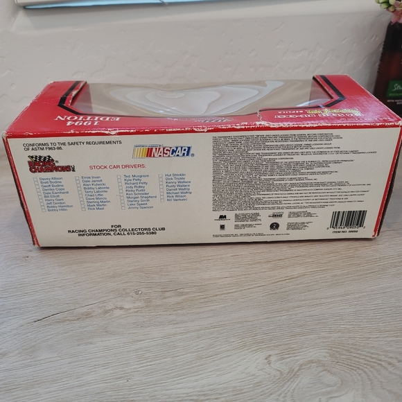 Racing Champions 1:24 1994 Diecast Car #5 - Picture 6 of 14